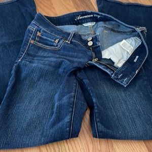 American Eagle Vintage Artist Jeans